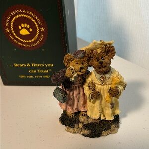 Boyds Bears & Friends Yellow and Brown Bear Couple Figurine